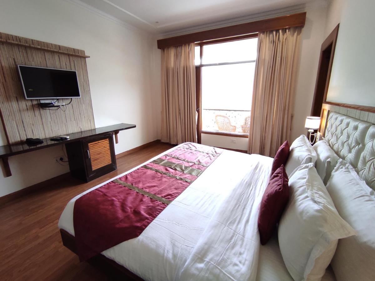 Aaroham The Watergate Hotel Bhīm Tāl エクステリア 写真
